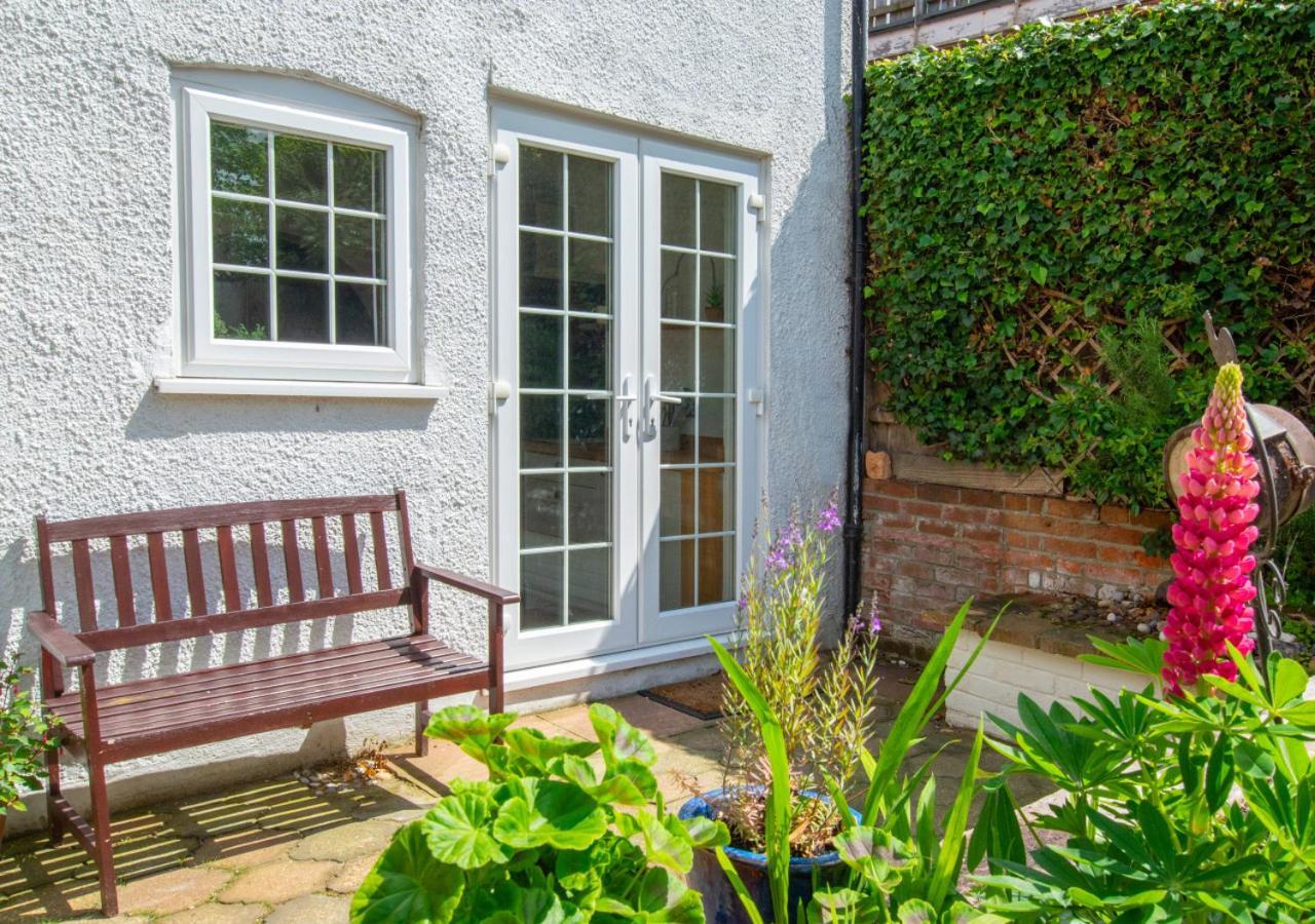 Stones Throw Vila Cromer Exterior foto