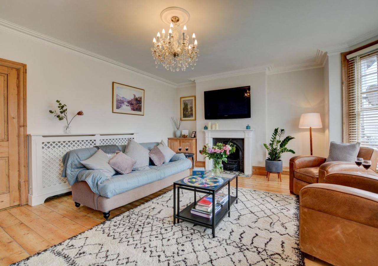 Stones Throw Vila Cromer Exterior foto